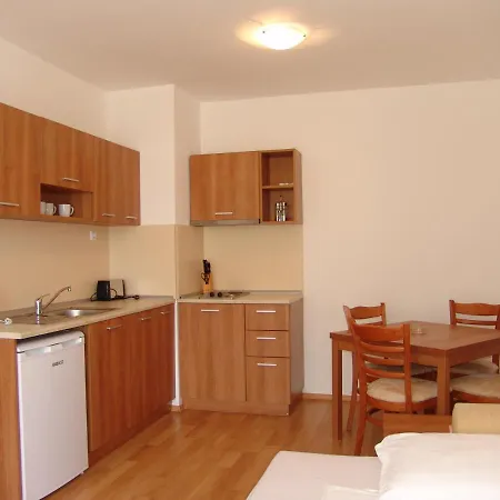 Hotel apartamentowy Kasandra *