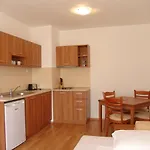 Aparthotel Kasandra *