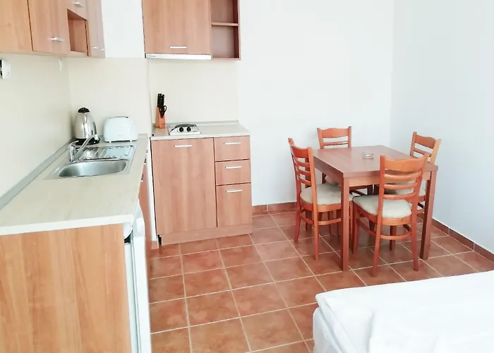 Kasandra Солнечный берег