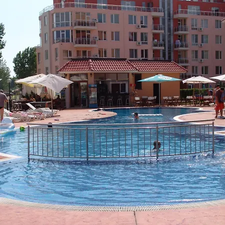 Appart hôtel Kasandra *